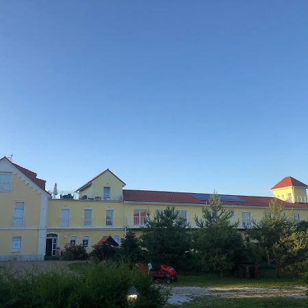 Holiday Centrum Žatec Εξωτερικό φωτογραφία