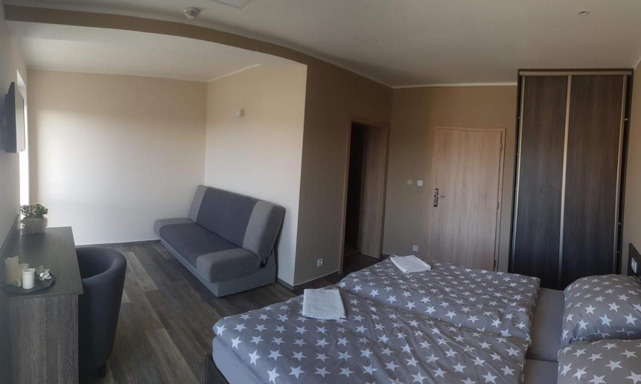 Holiday Centrum Žatec Εξωτερικό φωτογραφία